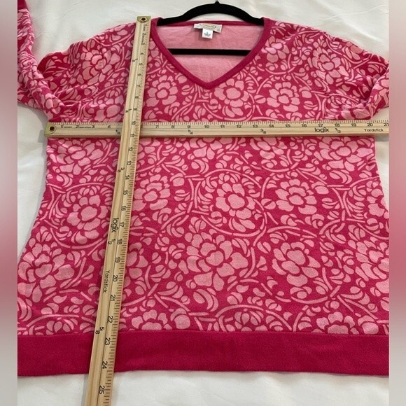 Talbots Floral Lightweight Sweater Womens Size LARGE Pink V-Neck‎ Cotton Blend - Picture 3 of 7